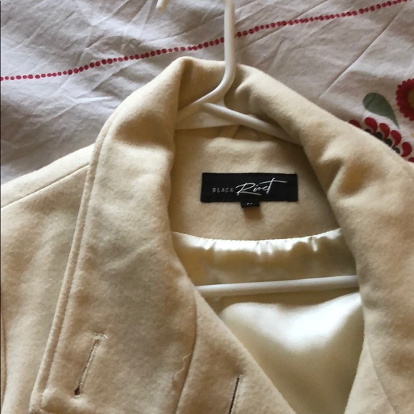 Beautiful white wool coat - Picture 2 of 5